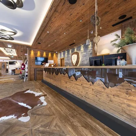 Alpesi faház In Neukirchen Near Slopes